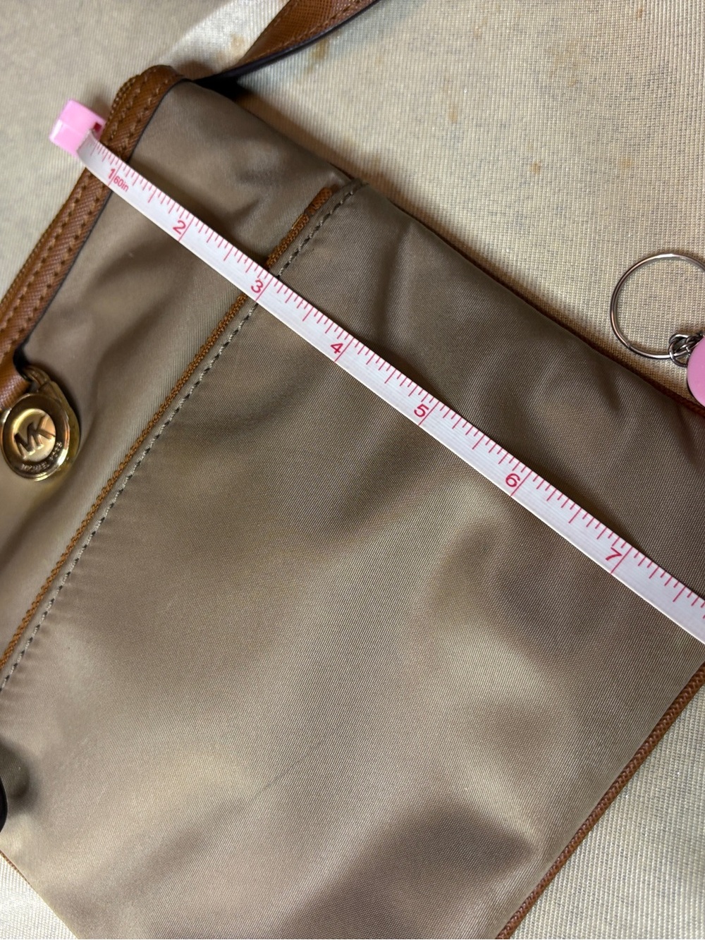 Michael Michael Kors Kempton Crossbody W Lime Inside. Callout - Picture 11 of 11